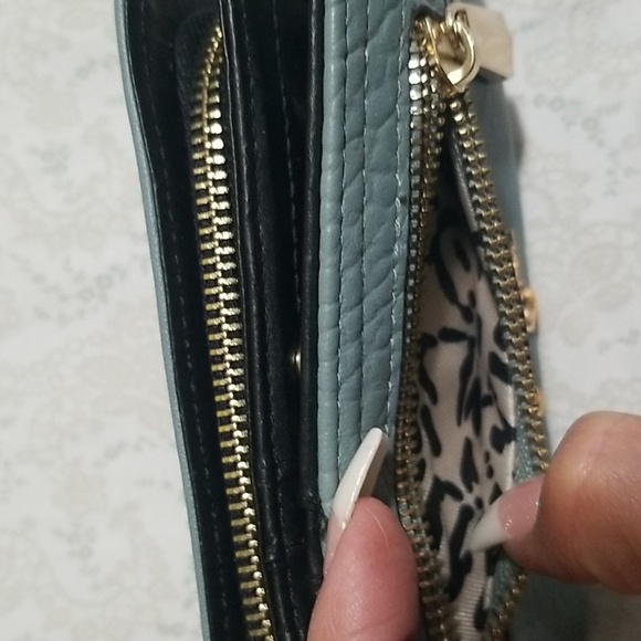 Jessica Simpson Blue Vegan Leather Wallet - Picture 6 of 6